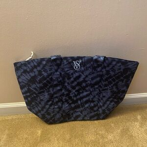 Brand New Tie Dye Victoria’s Secret Weekender Bag